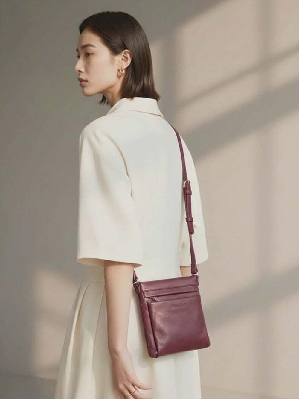Fascino Brand Magenta Crossbody Purse
